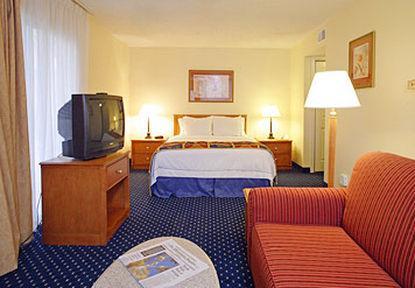 Residence Inn Lexington North Room photo